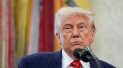 特朗普签署行政命令 解除美国对叙利亚的制裁